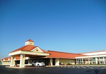 Отель Clarion Inn Fort Wayne