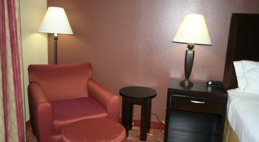 Отель Baymont Inn & Suites - Franklin