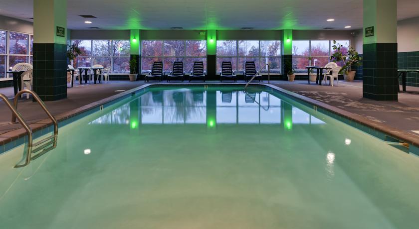 Отель Country Inn & Suites Franklin, TN