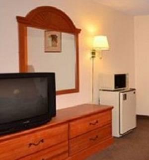Отель Quality Inn and Suites