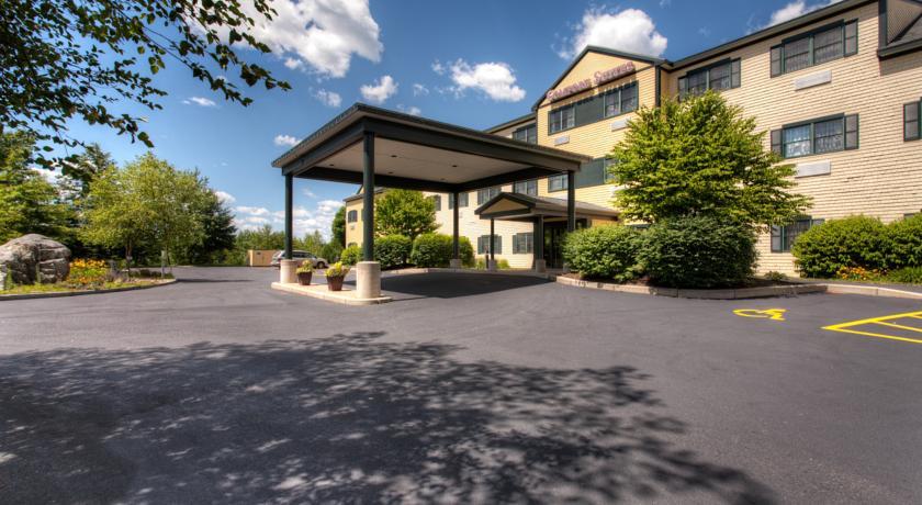 Отель Comfort Suites Freeport