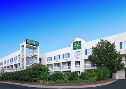 Отель Quality Inn East Syracuse