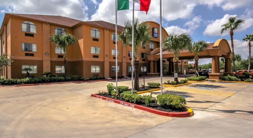 Отель Comfort Inn Edinburg