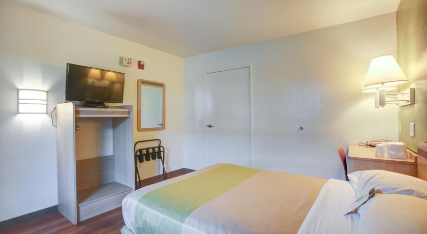 Отель Motel 6 Elkton