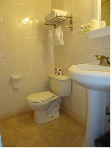 Отель Relax Inn