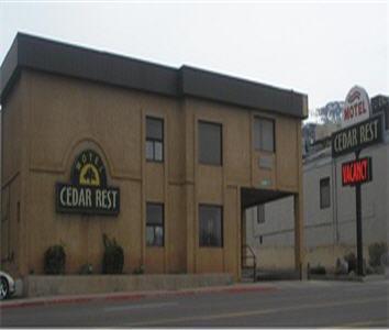 Отель Cedar Rest Motel