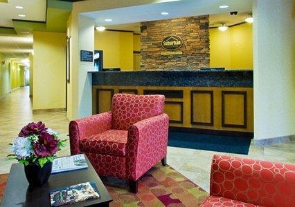 Отель Suburban Extended Stay Hotel Cedar Falls