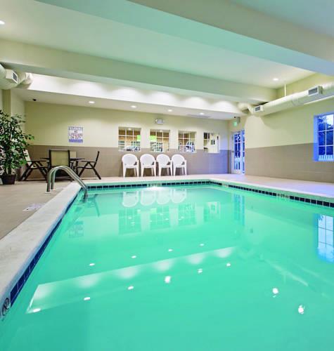 Отель La Quinta Inn & Suites Chambersburg