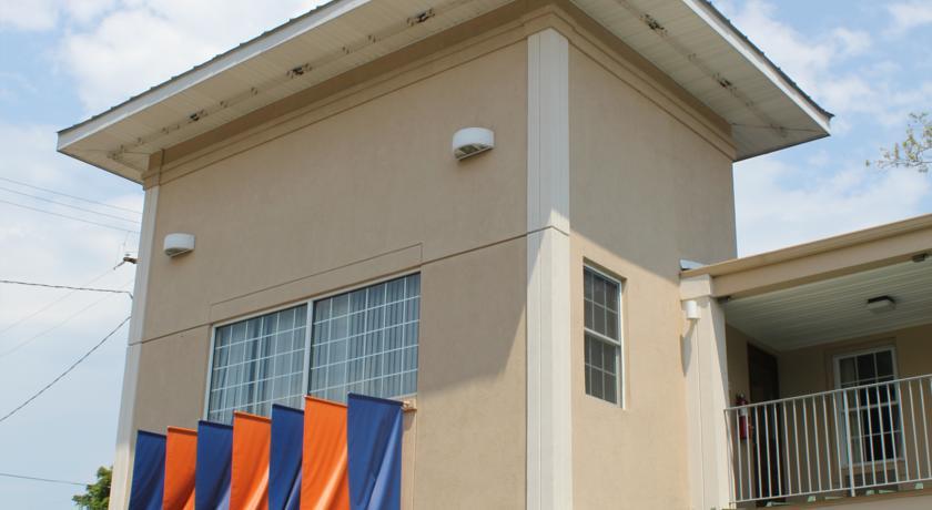 Отель Budget Inn Charlottesville