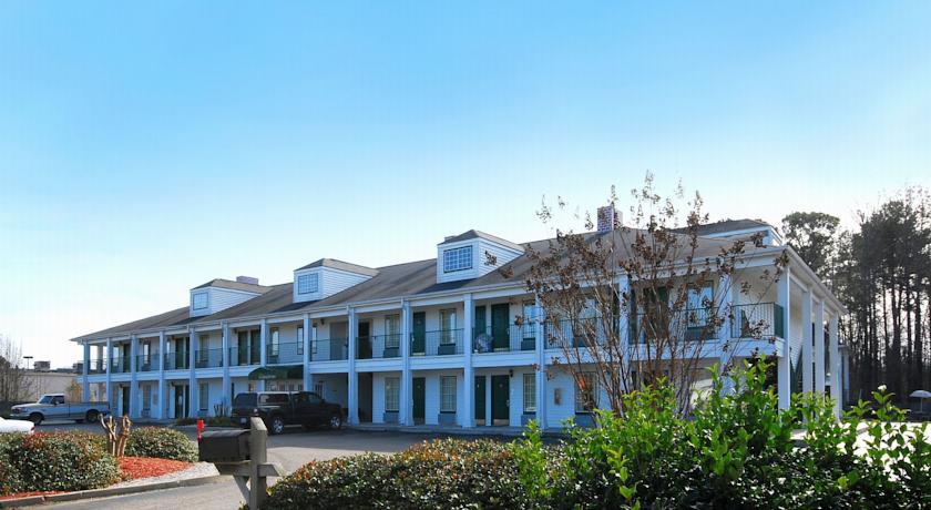 Отель Quality Inn Cheraw