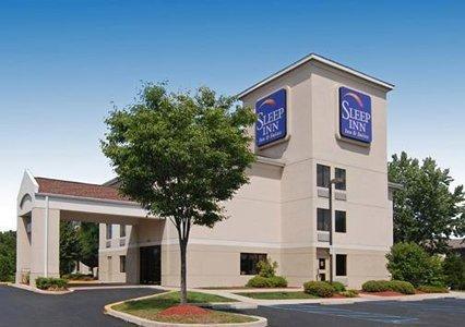 Отель Sleep Inn & Suites Bensalem
