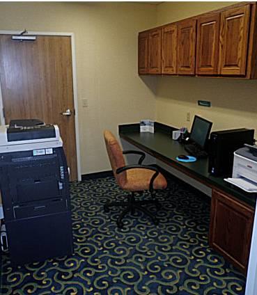 Отель SpringHill Suites by Marriott Bentonville