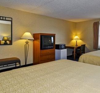 Отель Quality Inn & Suites Big Rapids