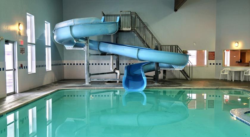 Отель Whitewater Inn