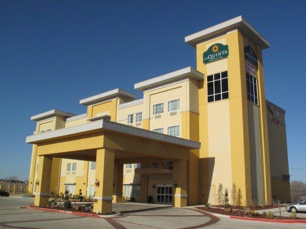 Отель La Quinta Inn & Suites Big Spring