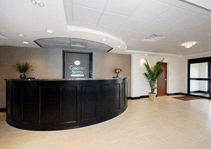 Отель Comfort Suites Bloomsburg