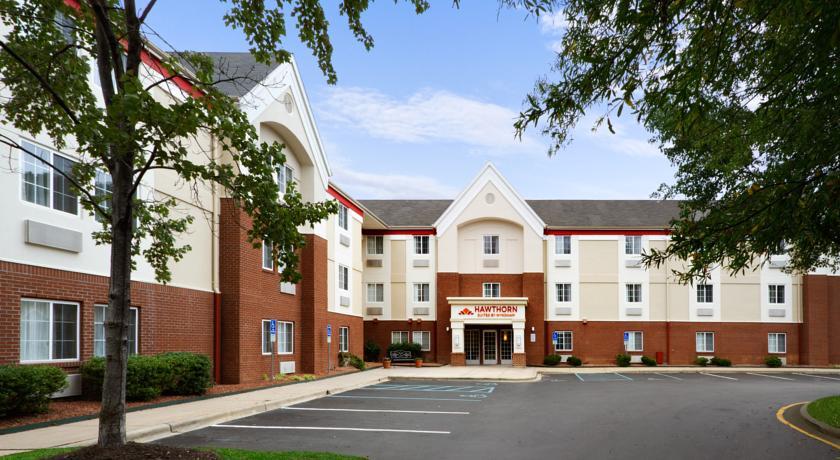 Отель Hawthorn Suites Cincinnati Blue Ash