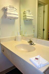 Отель Motel 6 Kansas City East - Blue Springs