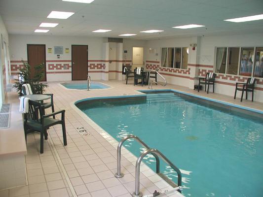 Отель La Quinta Inn & Suites Bolingbrook