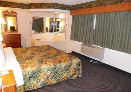 Отель Quality Inn Bolingbrook