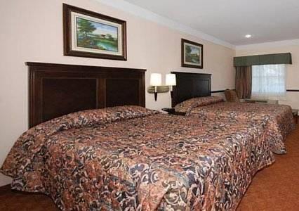 Отель Rodeway Inn & Suites At the Casino
