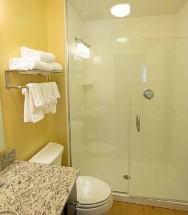 Отель TownePlace Suites by Marriott Bowling Green