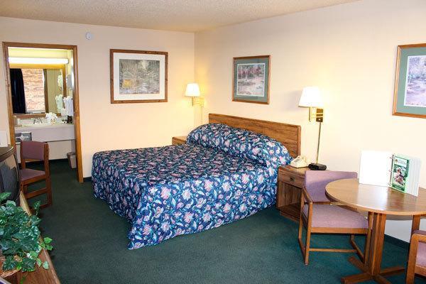 Отель Branson Garden Inn