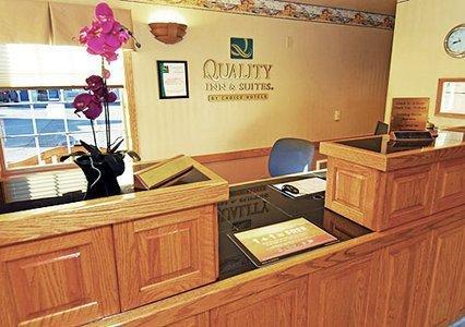 Отель Quality Inn & Suites Bremerton