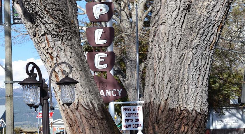 Отель Silver Maple Inn