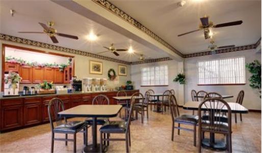 Отель Americas Best Value Inn Brownsville