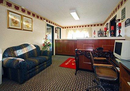 Отель Econo Lodge Buena