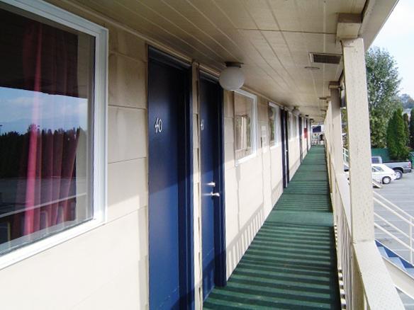 Отель Sterling Motor Inn