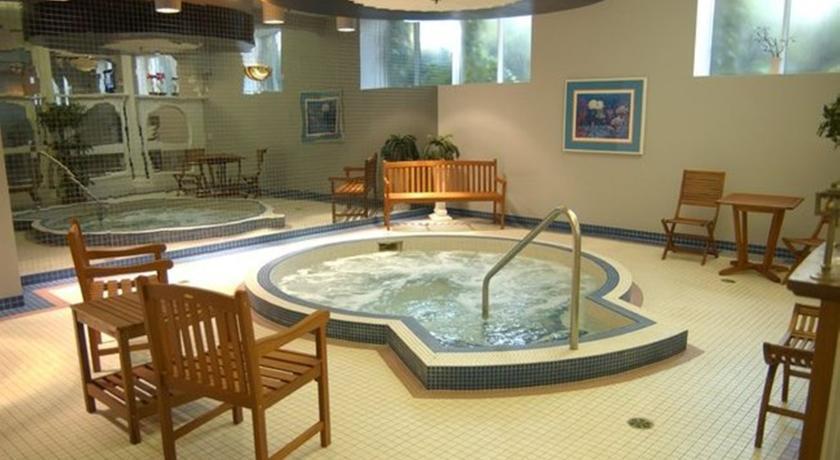 Отель Radisson Plaza Hotel Saskatchewan Regina