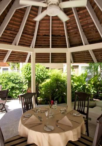 Отель Treasure Beach Hotel