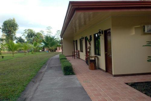 Отель Hotel Lavas del Arenal