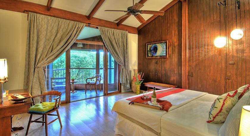 Отель Monteverde Lodge & Gardens