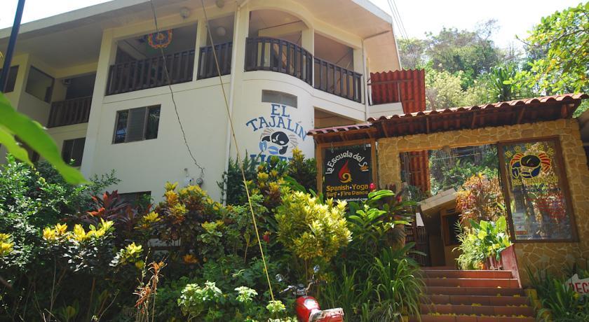 Отель Hotel El Tajalin
