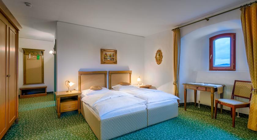 Отель ARTIS Schlosshotel Krumbach