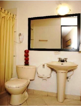 Hotel Suite 45
