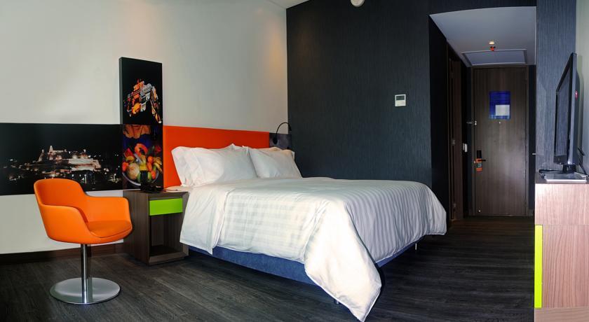 Отель Hampton by Hilton Cartagena