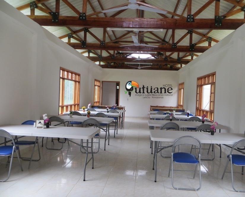 Отель Hotel Utüane