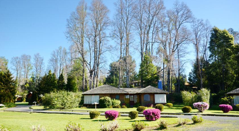 Отель Cabañas Altos del Lago