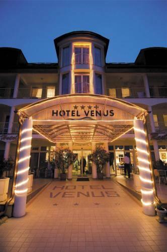 Отель Hotel Venus