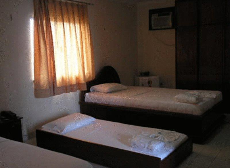 Отель Hotel Safari