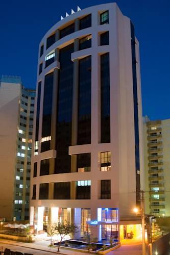 Отель Mondrian Suite Hotel