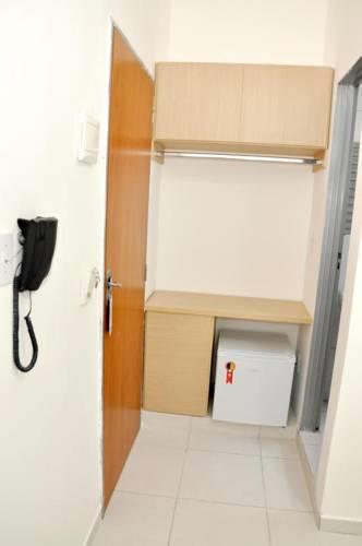 Отель Hotel 44