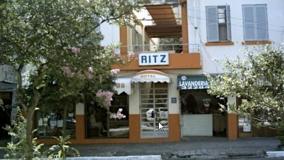Отель Hotel Ritz