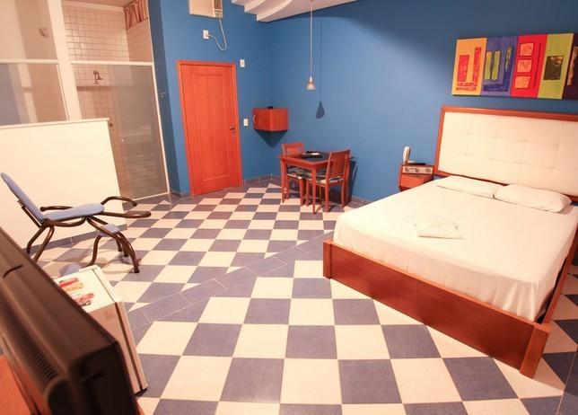 Отель Liverpool Loft & Motel