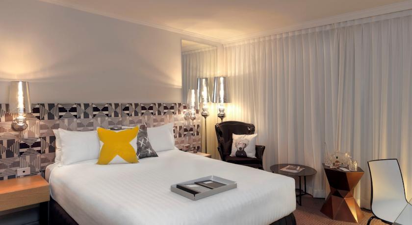 Отель Rydges Lakeside Canberra