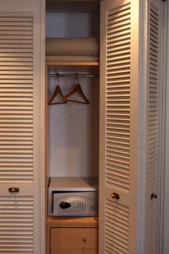 Intersur Suites